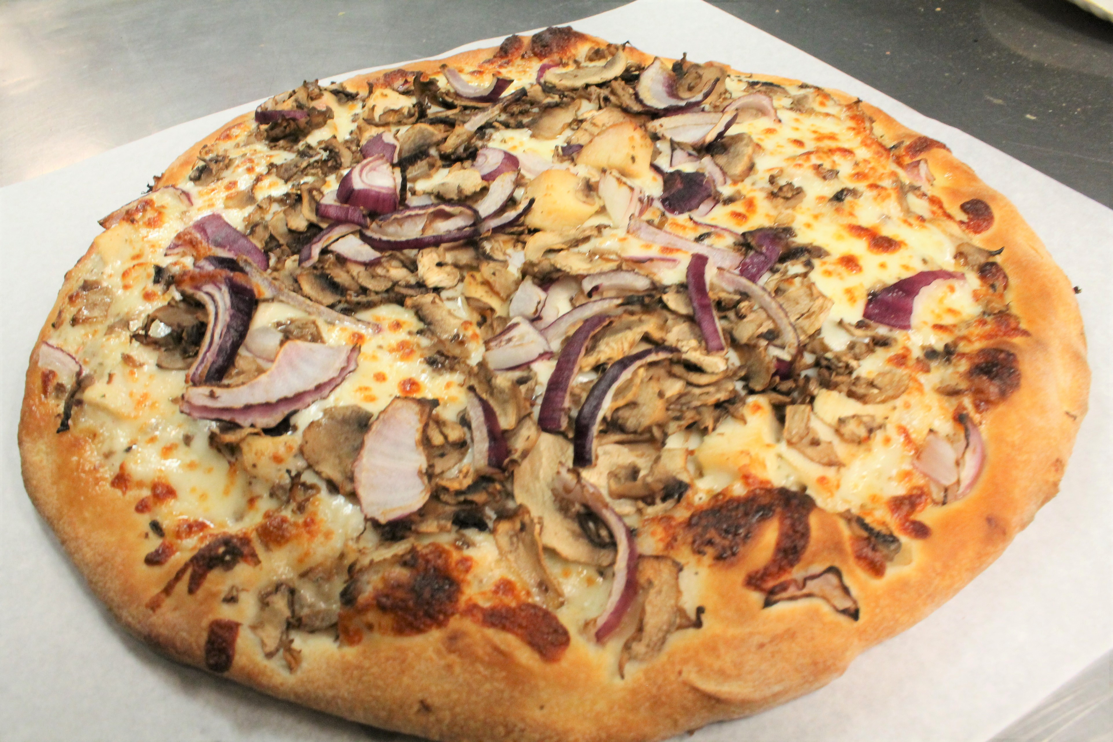 Order Ranch Chicken Pizza food online from Tony Pizza & Pasta store, Oak Park on bringmethat.com