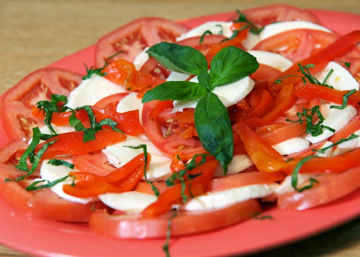 Order Caprese Salad food online from Mario's pizza & restaurant store, White Plains on bringmethat.com