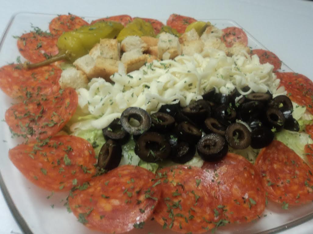Order Italian Chef Salad food online from Adamos pizza & catering store, Naperville on bringmethat.com