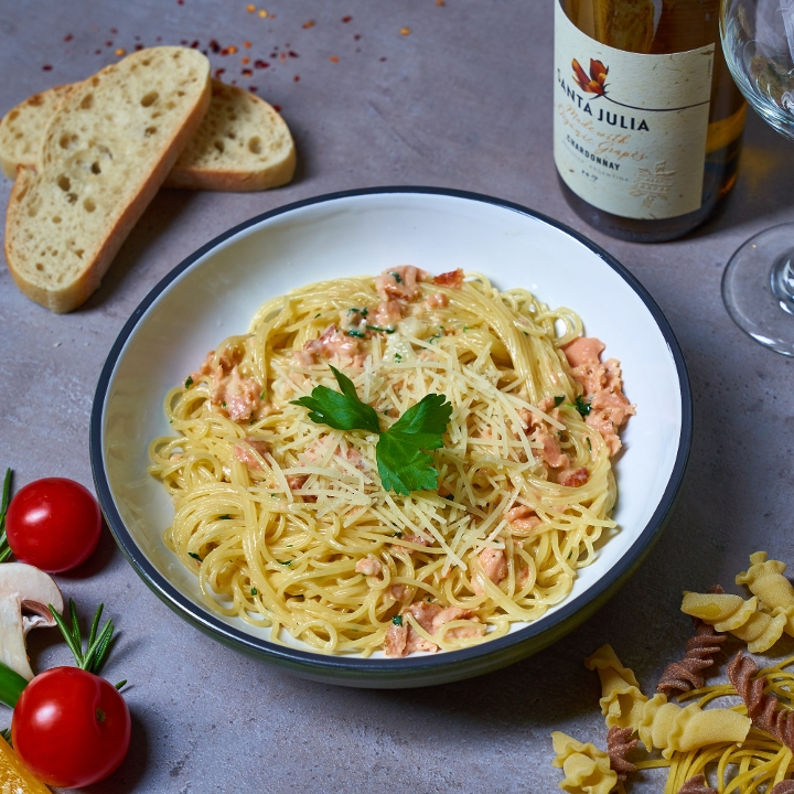 Order Carbonara Salmone Pasta food online from The Bella Ciao store, Charlotte on bringmethat.com