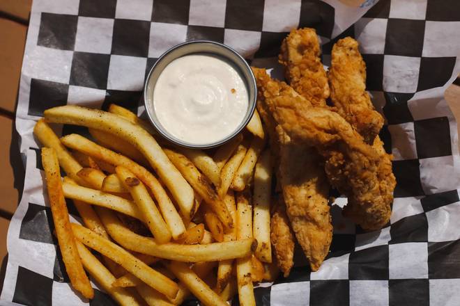 Order Love St Tenders food online from Center Court Pizza & Brew store, Clute on bringmethat.com