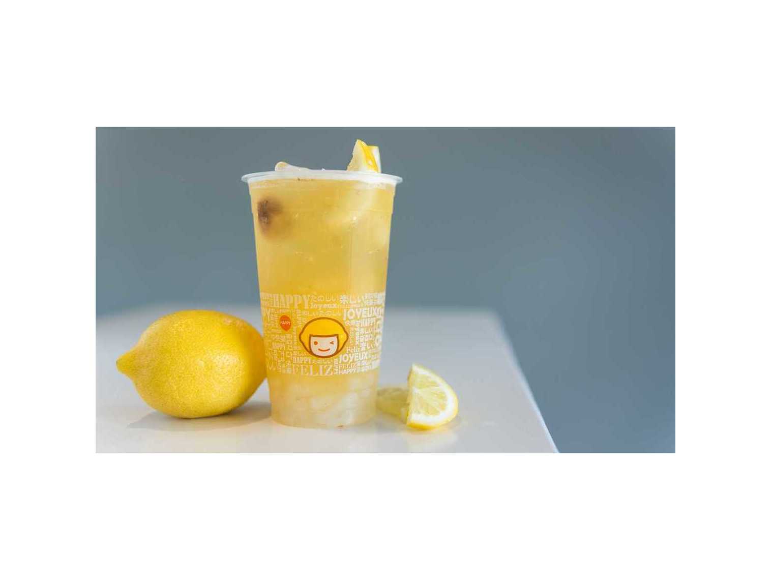 Order E10. Kumquat Lemon Green Tea food online from Happy Lemon store, Foster City on bringmethat.com