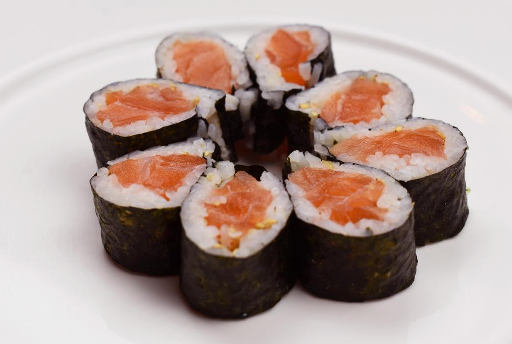 Order Salmon Roll food online from Akaya Sushi, Izakaya & Ramen store, Richardson on bringmethat.com