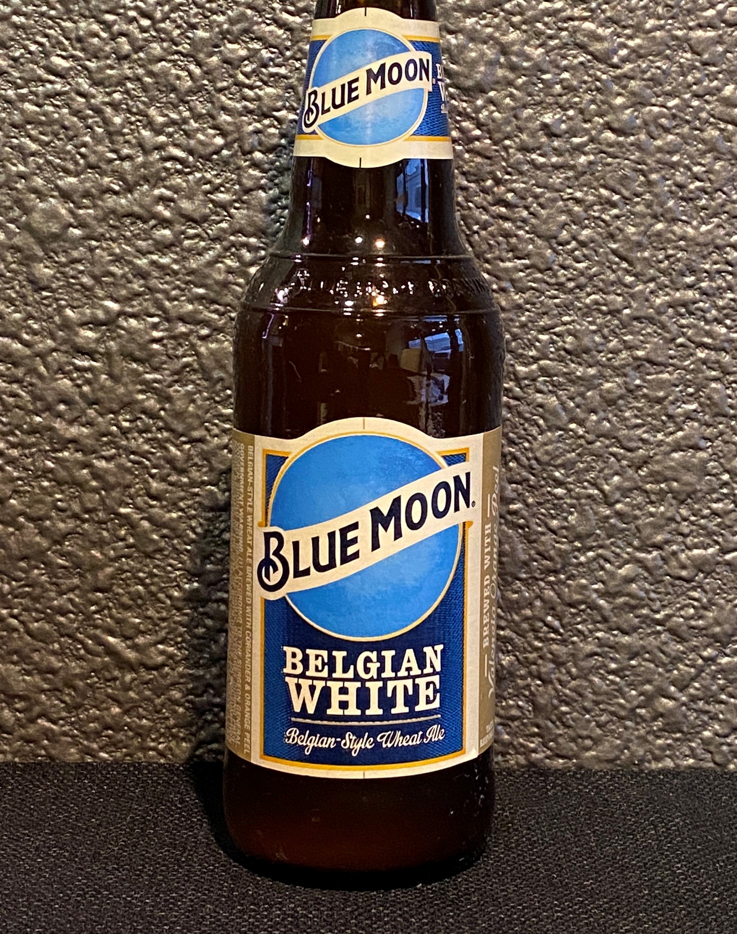 Order Blue Moon Beer food online from Signature Thai Cuisine store, La Mesa on bringmethat.com