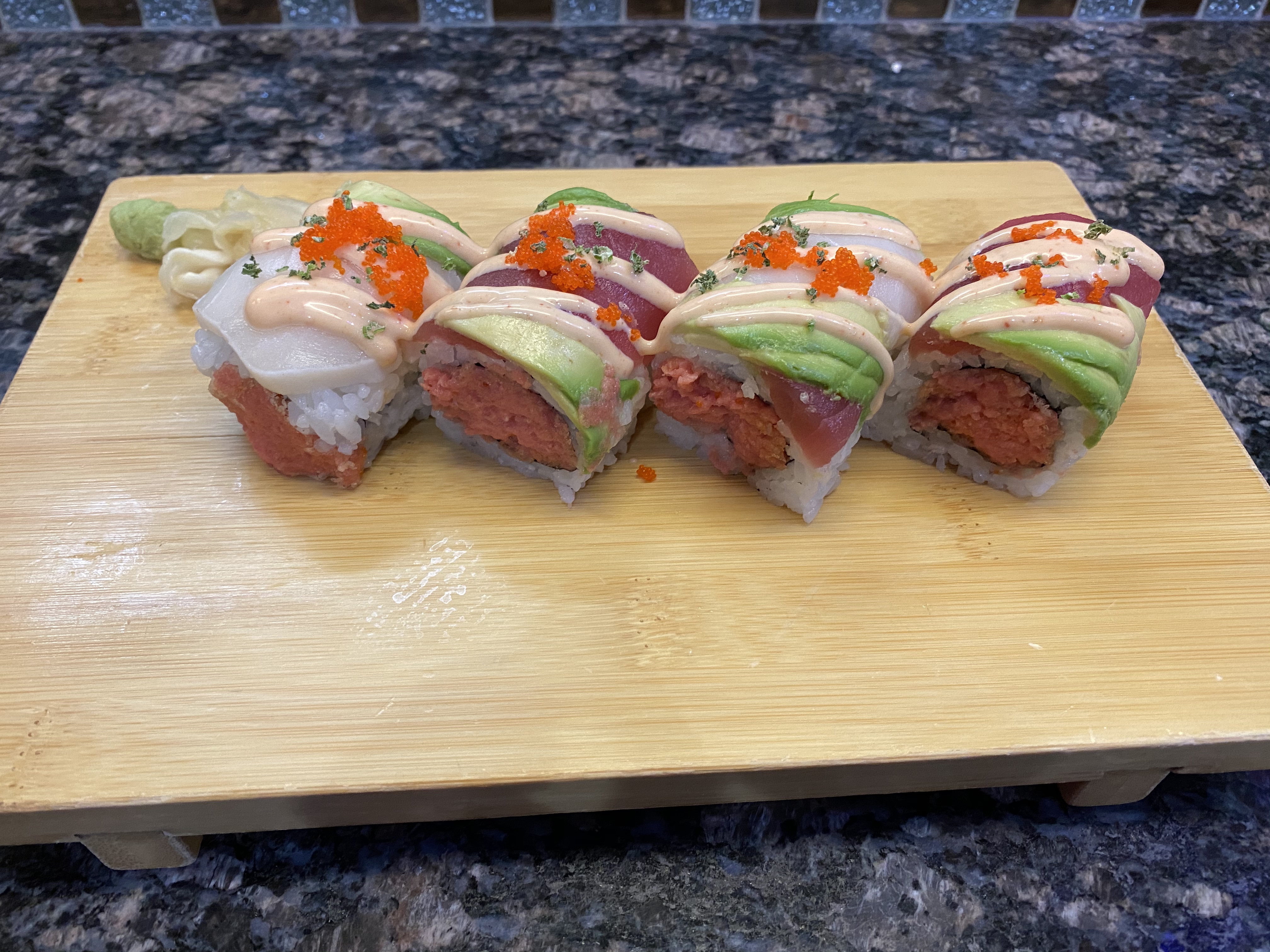 Order Tuna Fantasic Roll food online from Sakura store, Merchantville on bringmethat.com