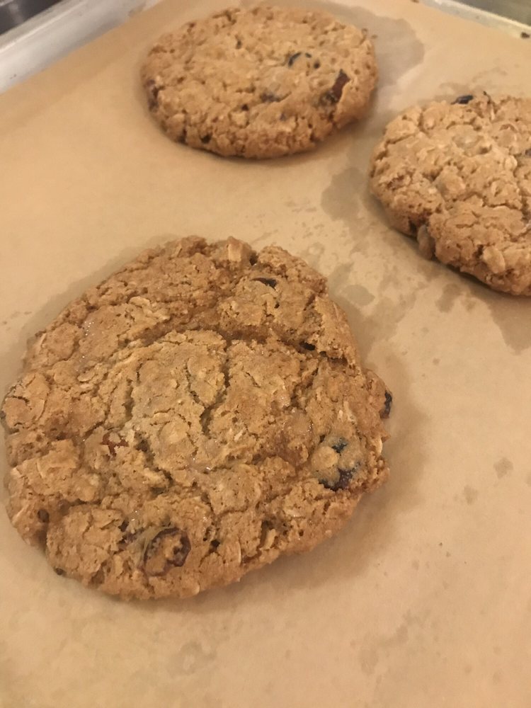 Order Cranberry Oatmeal Apricot Cookie food online from La Matcha Cafe store, Burlingame on bringmethat.com
