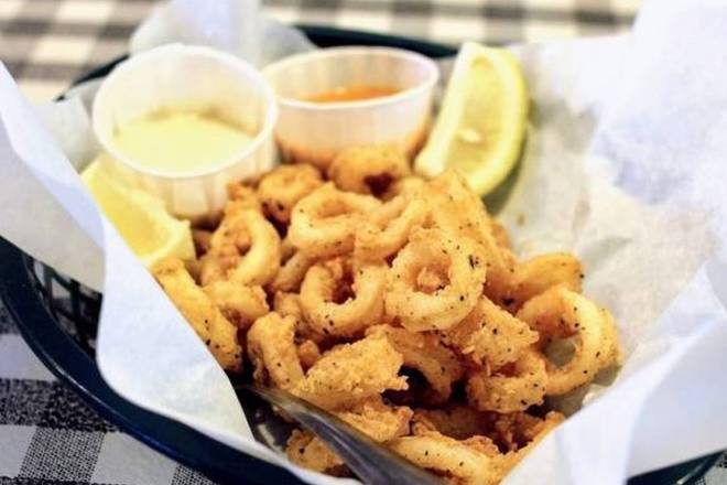 Order Crispy Calamari food online from Flying Fish - Arlington store, Arlington on bringmethat.com