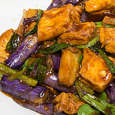 Order Basil Eggplant with Tofu 九层塔豆腐茄子 AK food online from Jin's Fine Asian Cuisine store, Brookline on bringmethat.com