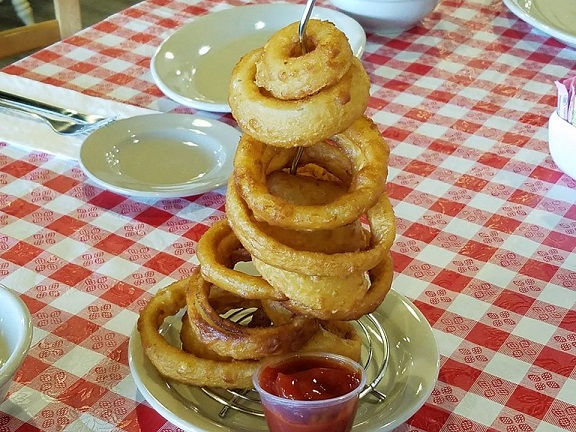 Order Onion Ring Tower food online from Kellie Homestead Restaurant store, Dry Ridge on bringmethat.com