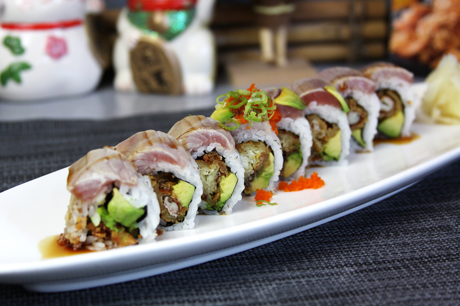 Order Delicious Roll food online from Kippu Japanese Cuisine store, San Francisco on bringmethat.com