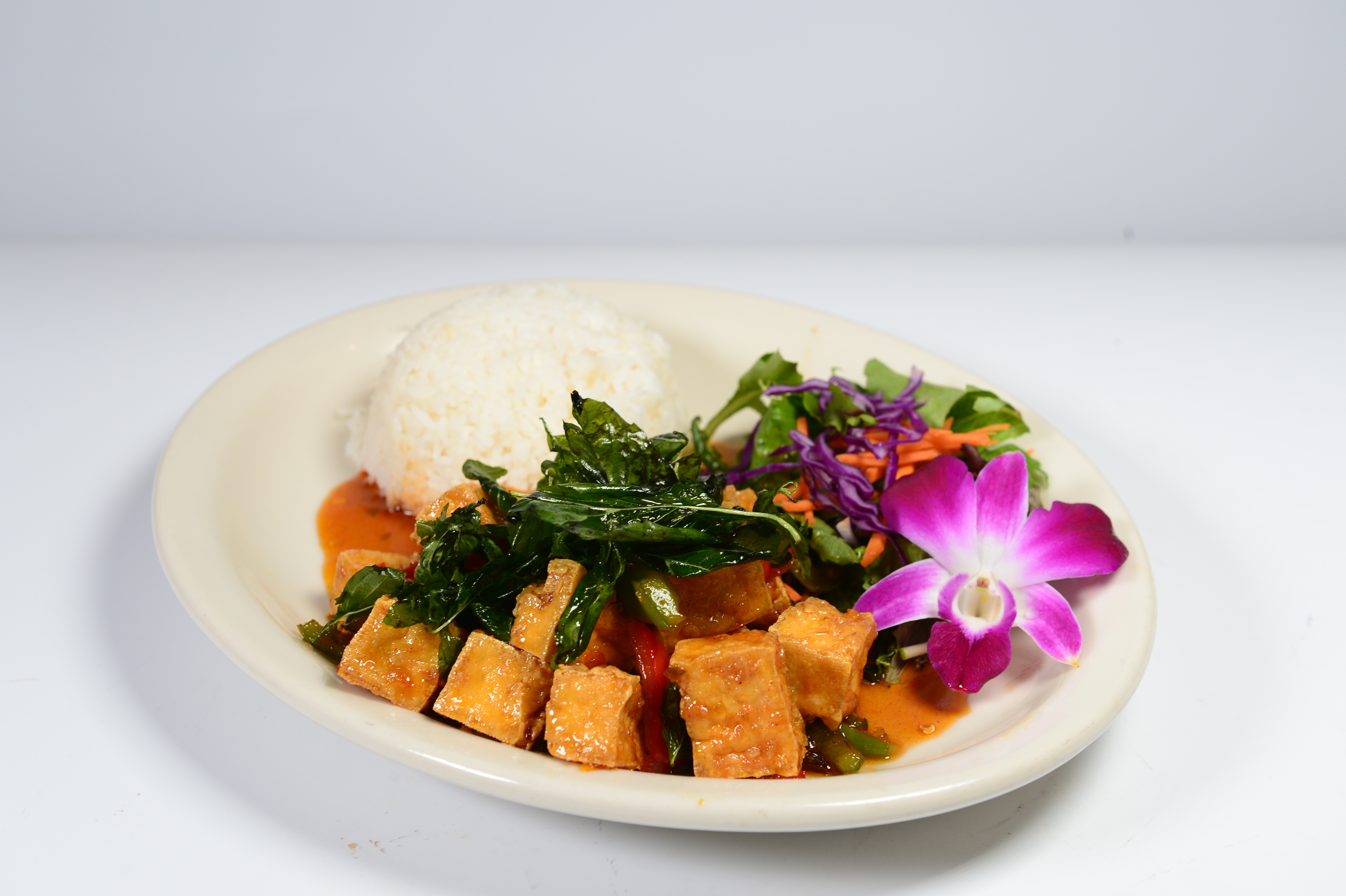 Order Tofu Basil food online from Lemongrass Thai Cuisine store, San Francisco on bringmethat.com