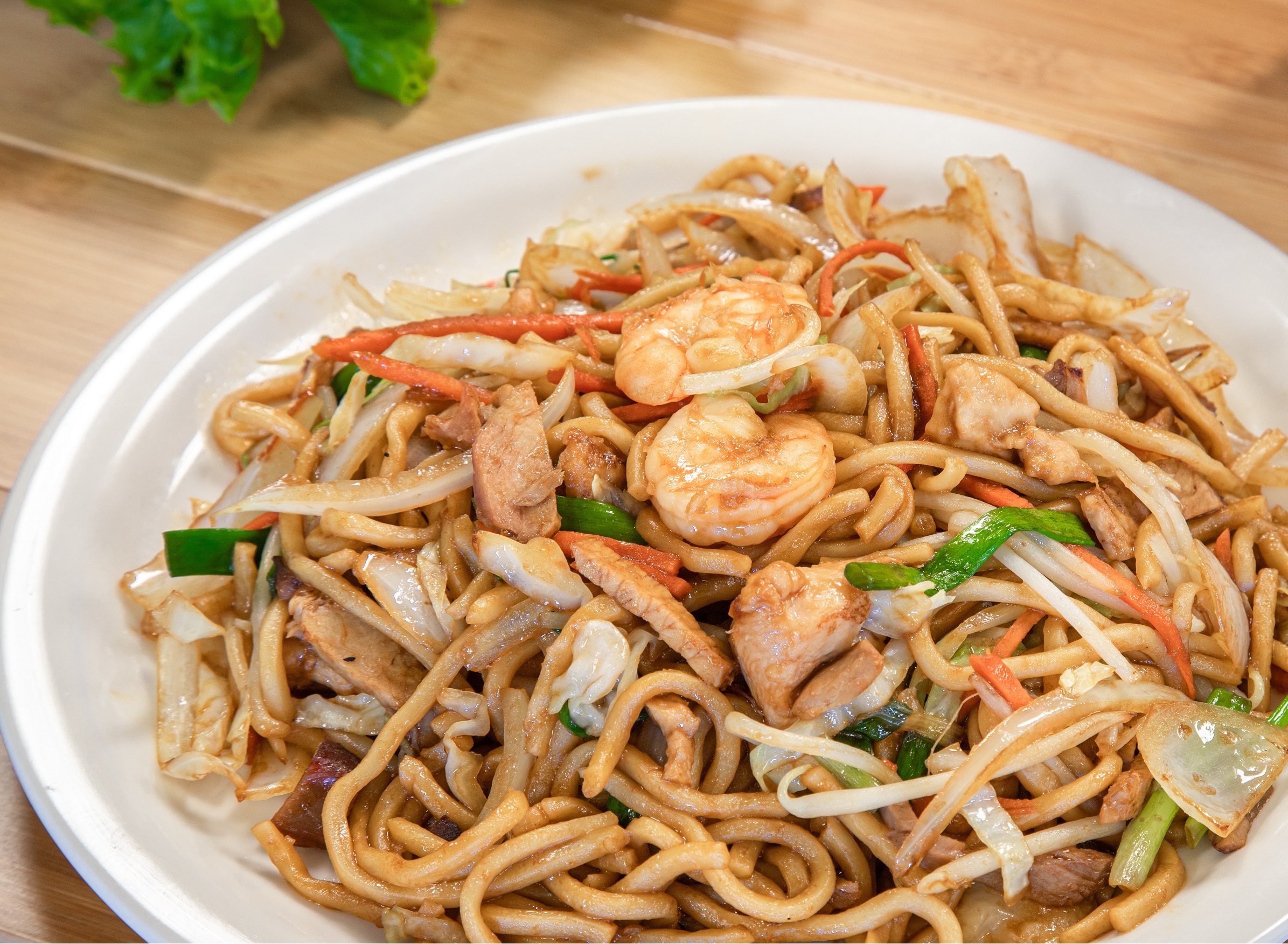 Order 65. Diner Chow Mein food online from Pho Cafe Hong Kong Diner store, Reno on bringmethat.com