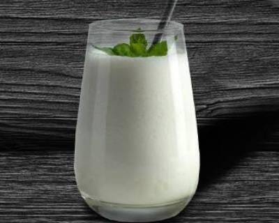 Order Hawkers Yogurt Smoothie  food online from Tick-Tock Tikka House store, Upper Darby on bringmethat.com