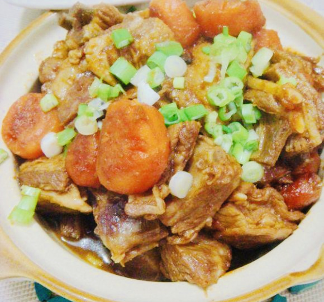 Order Stew Lamb food online from Tra Ling Oriental Cafe store, Boulder on bringmethat.com