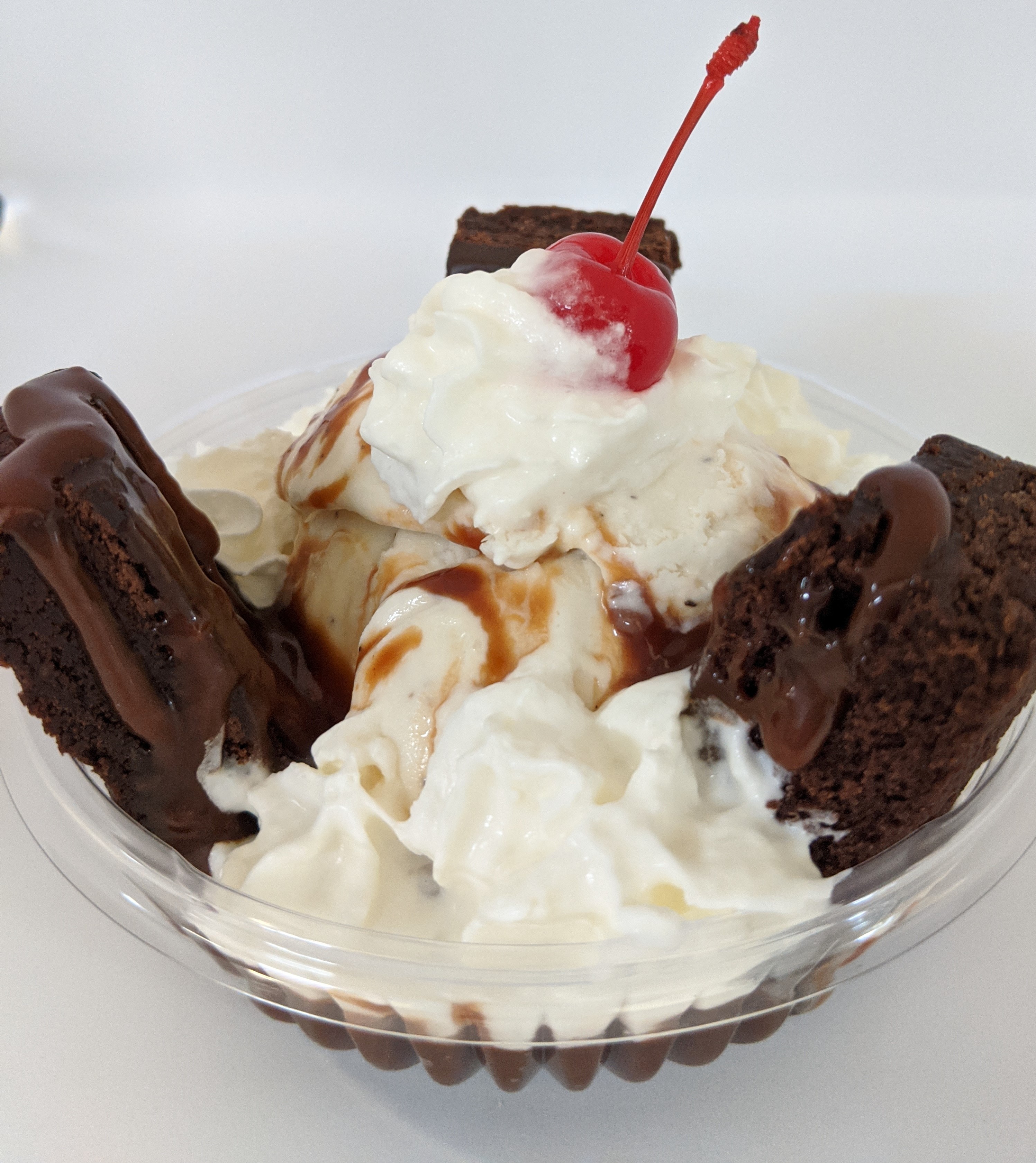 Order Brownie Sundae food online from Sweet Mary Ice Cream store, Pittsburgh on bringmethat.com