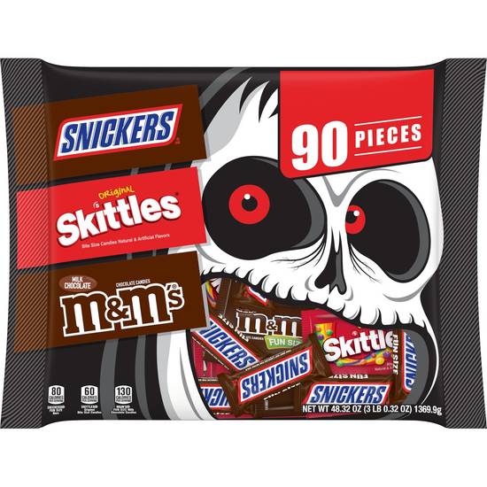 Order SNICKERS, SKITTLES & M&M'S Milk Chocolate Assorted Bulk Halloween Candy Variety Pack, 48.32 OZ food online from CVS store, RICHMOND HILL on bringmethat.com