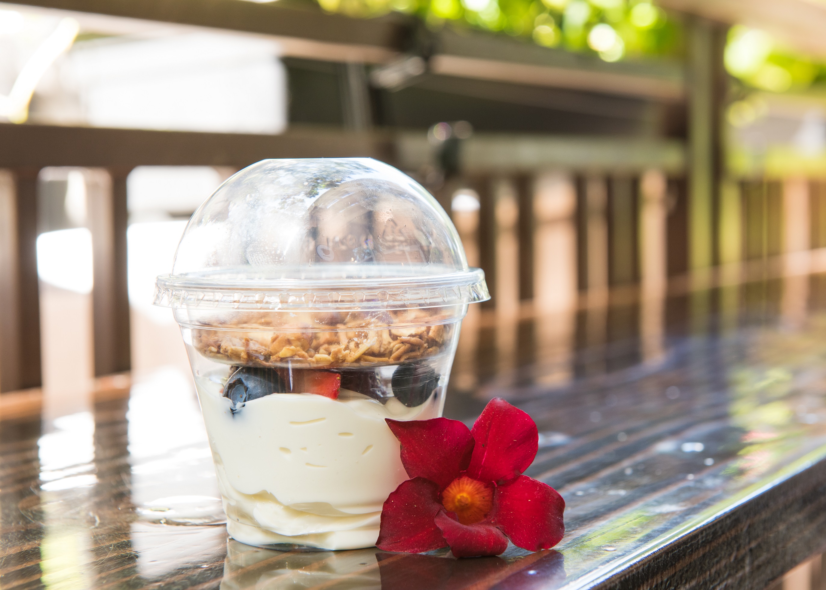 Order Mixed Berry Granola [9oz cup] food online from Republik Coffee Lounge store, Pasadena on bringmethat.com