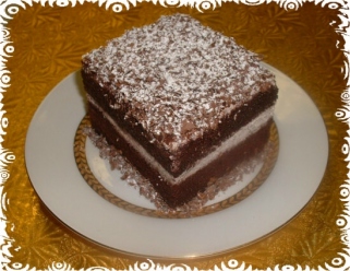 Order Pastel de Chocolate food online from Rodeo Mexican Grill store, Los Angeles on bringmethat.com