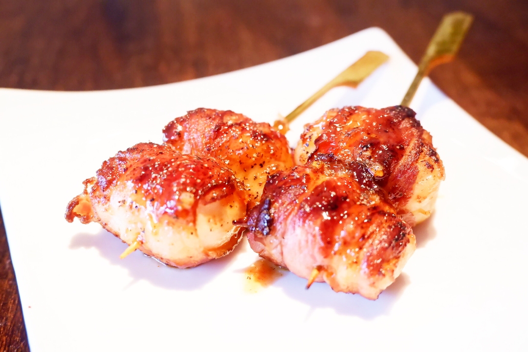 Order Scallop bacon food online from Tanuki sushi store, Chicago on bringmethat.com