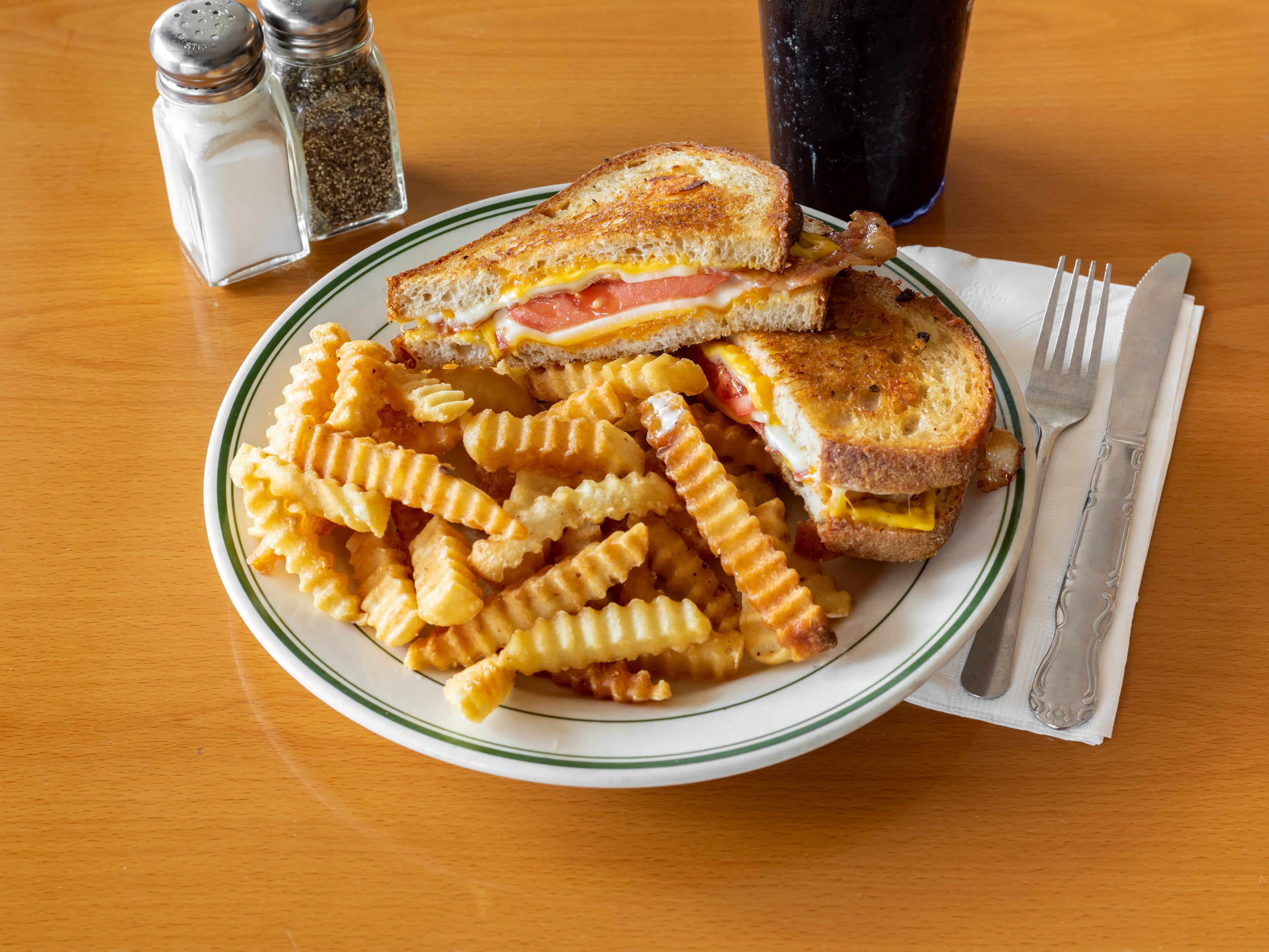 Order Grilled Cheese Grand Sandwich food online from Colonial Coffee Shoppe store, Howell Township on bringmethat.com