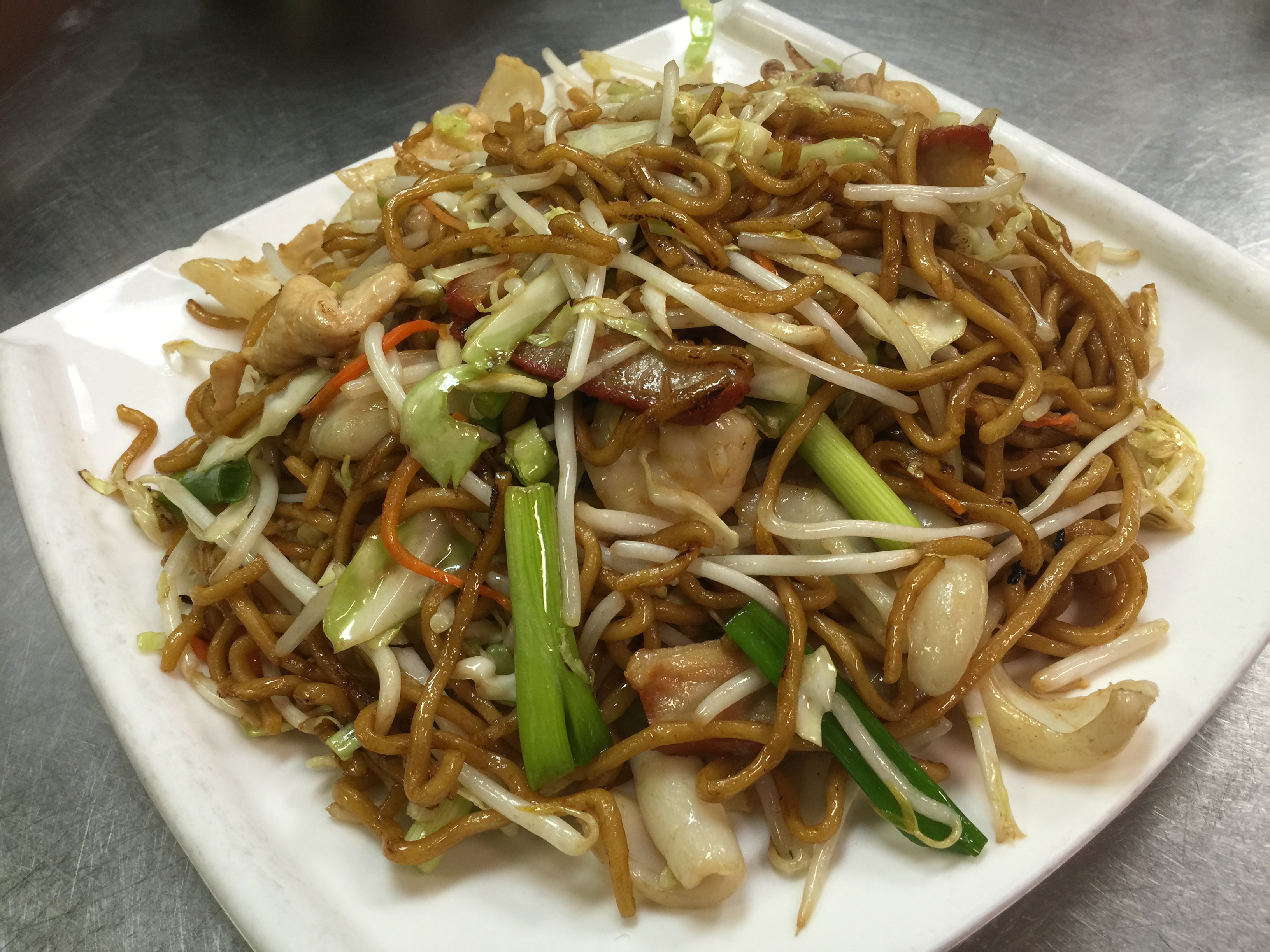 Order House Special Chow Mein food online from Tasty Kitchen store, Davis on bringmethat.com
