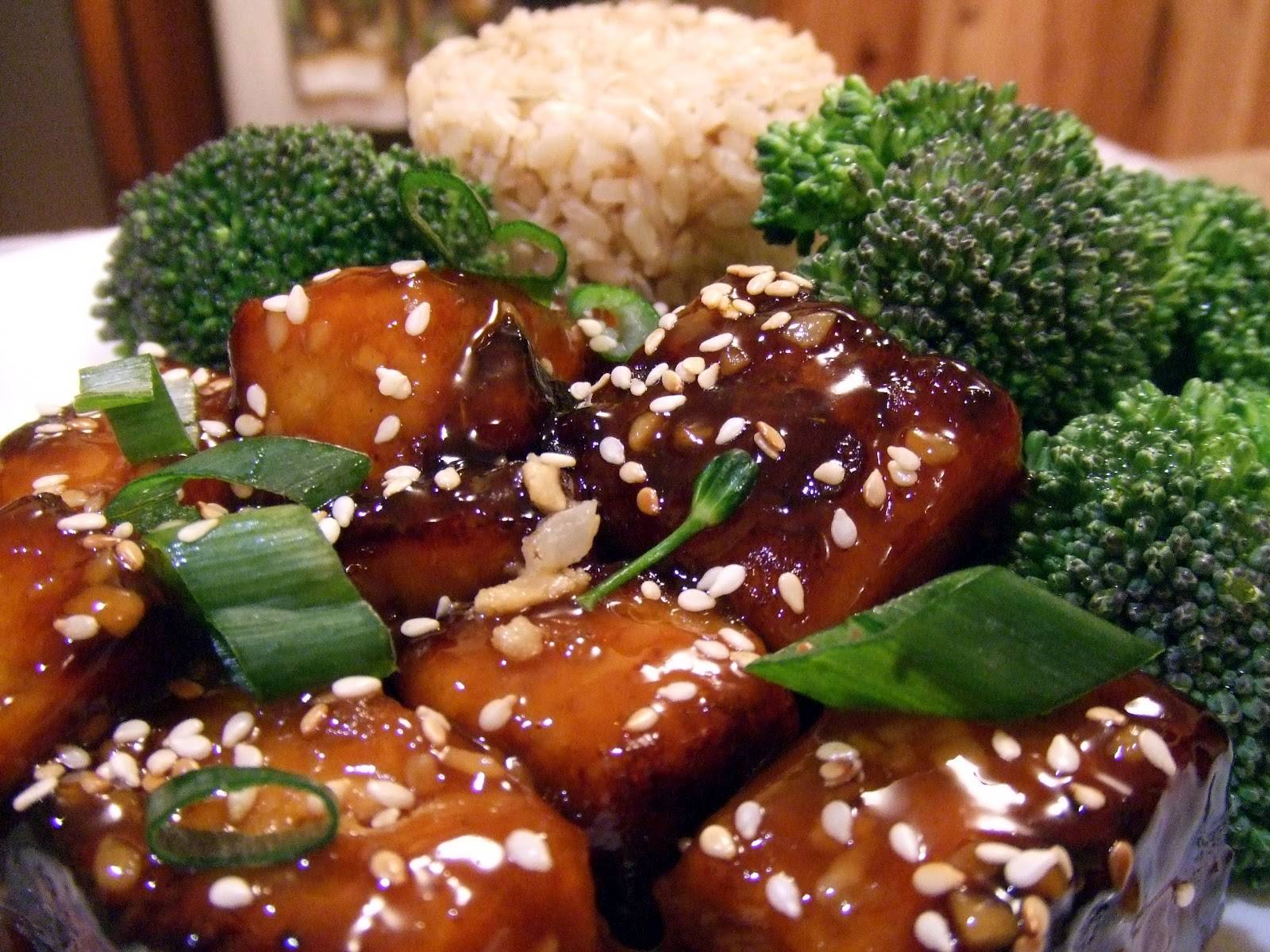 Order Sesame Tofu  food online from Sun Sun Chinese Restaurant store, Cleveland on bringmethat.com