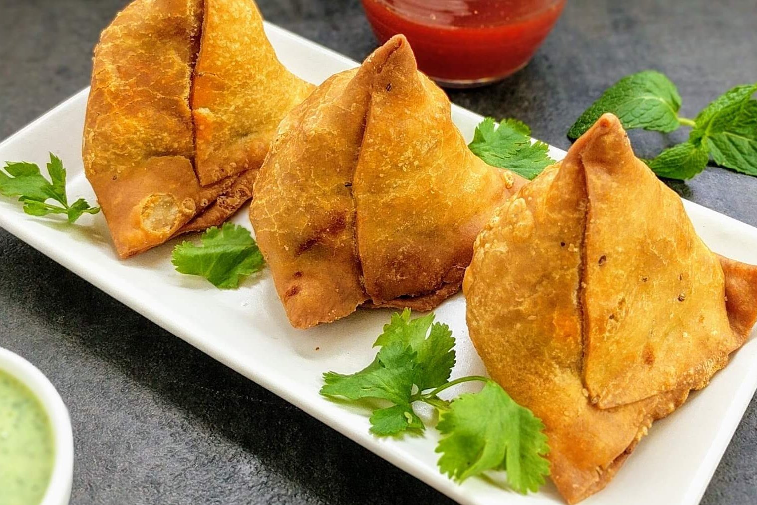 Order SAMOSA(2 NOS)* food online from Vada Pav store, Mountain View on bringmethat.com