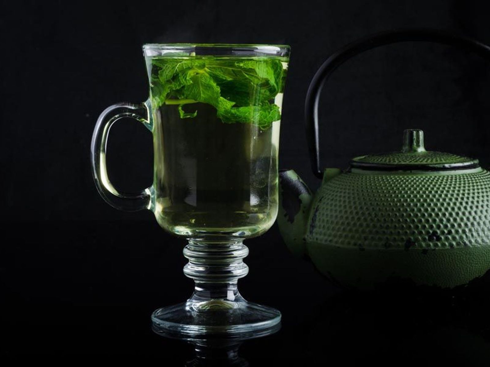 Order Mint Flavored Tea food online from cafe muscat store, Fresh Meadows on bringmethat.com