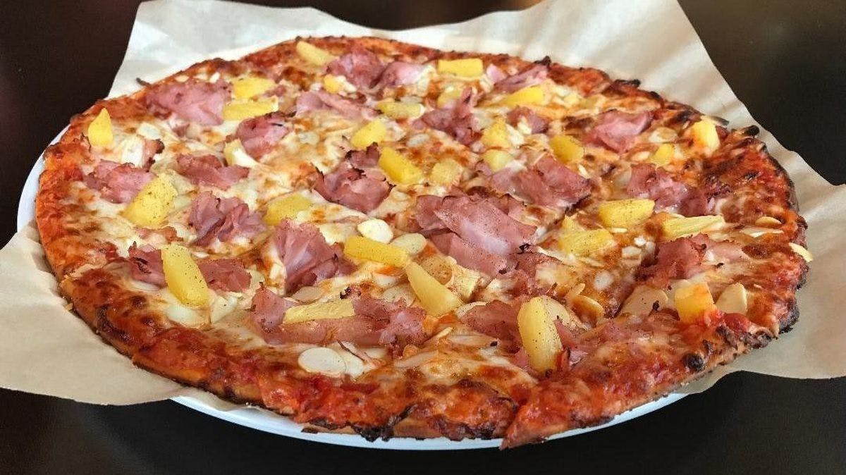 Order Hawaiian Pizza - Personal 12'' food online from Albella store, Monticello on bringmethat.com