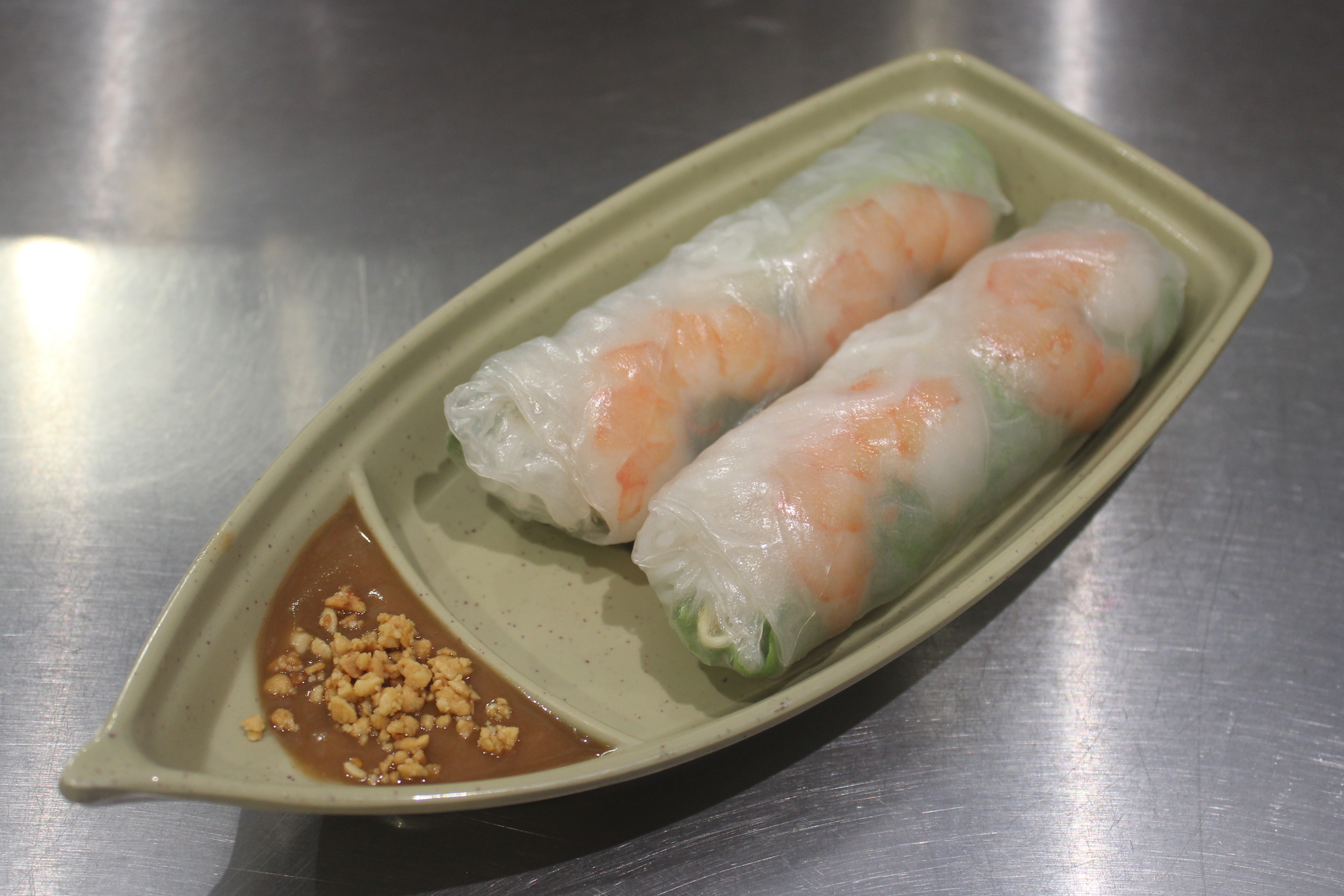 Order Shrimp Spring Rolls  food online from Nam Noodles And More store, Pasadena on bringmethat.com