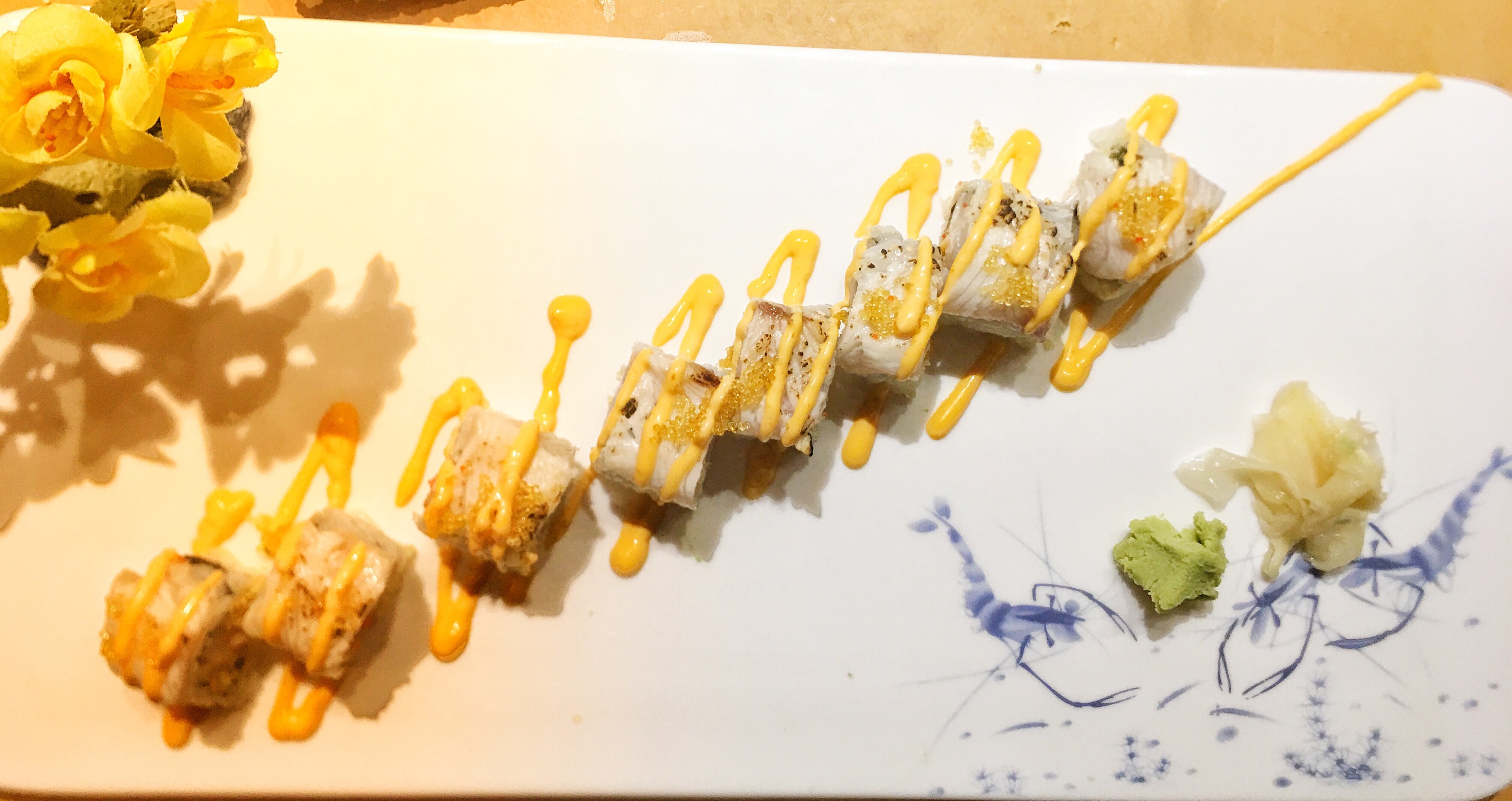 Order Yellow River Roll food online from Sushi Osaka store, Ithaca on bringmethat.com