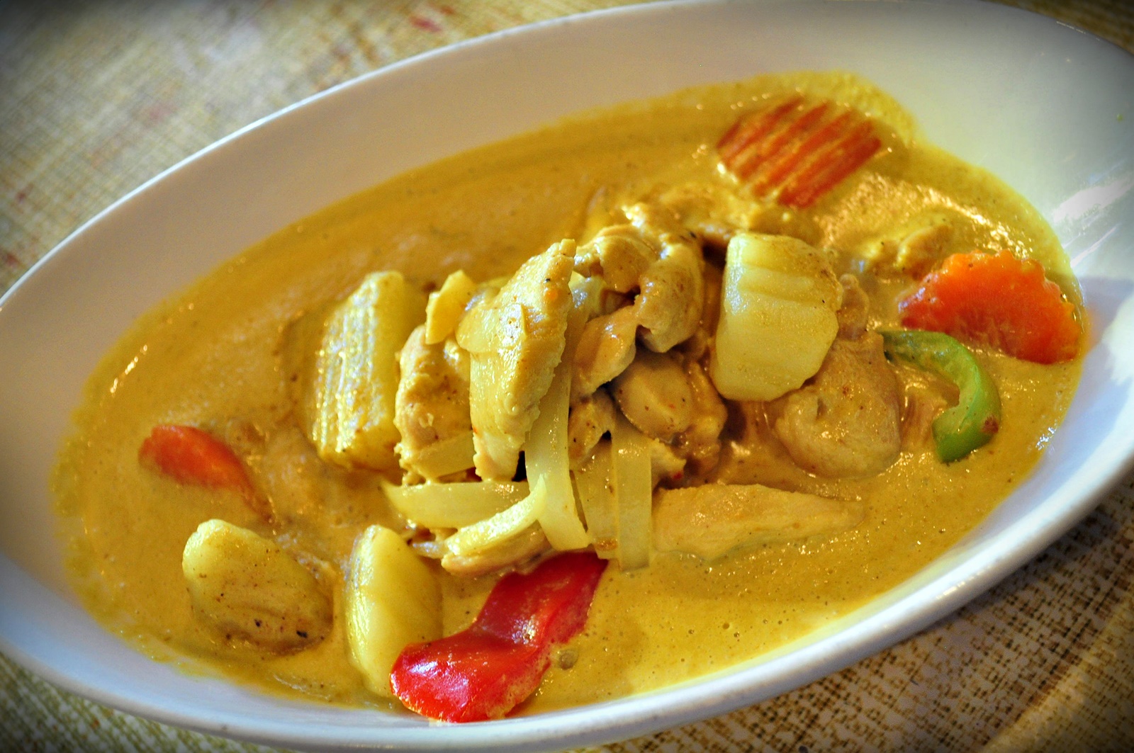 Order Yellow Curry food online from Rice Thai Cookery store, Portland on bringmethat.com