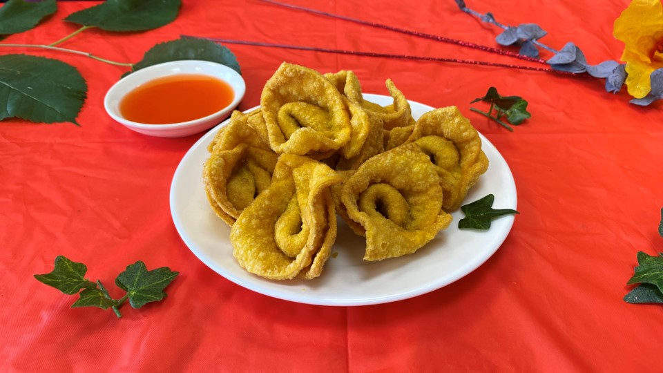 Order 6. Fried Wonton food online from Kam Fung Kitchen store, Brooklyn on bringmethat.com