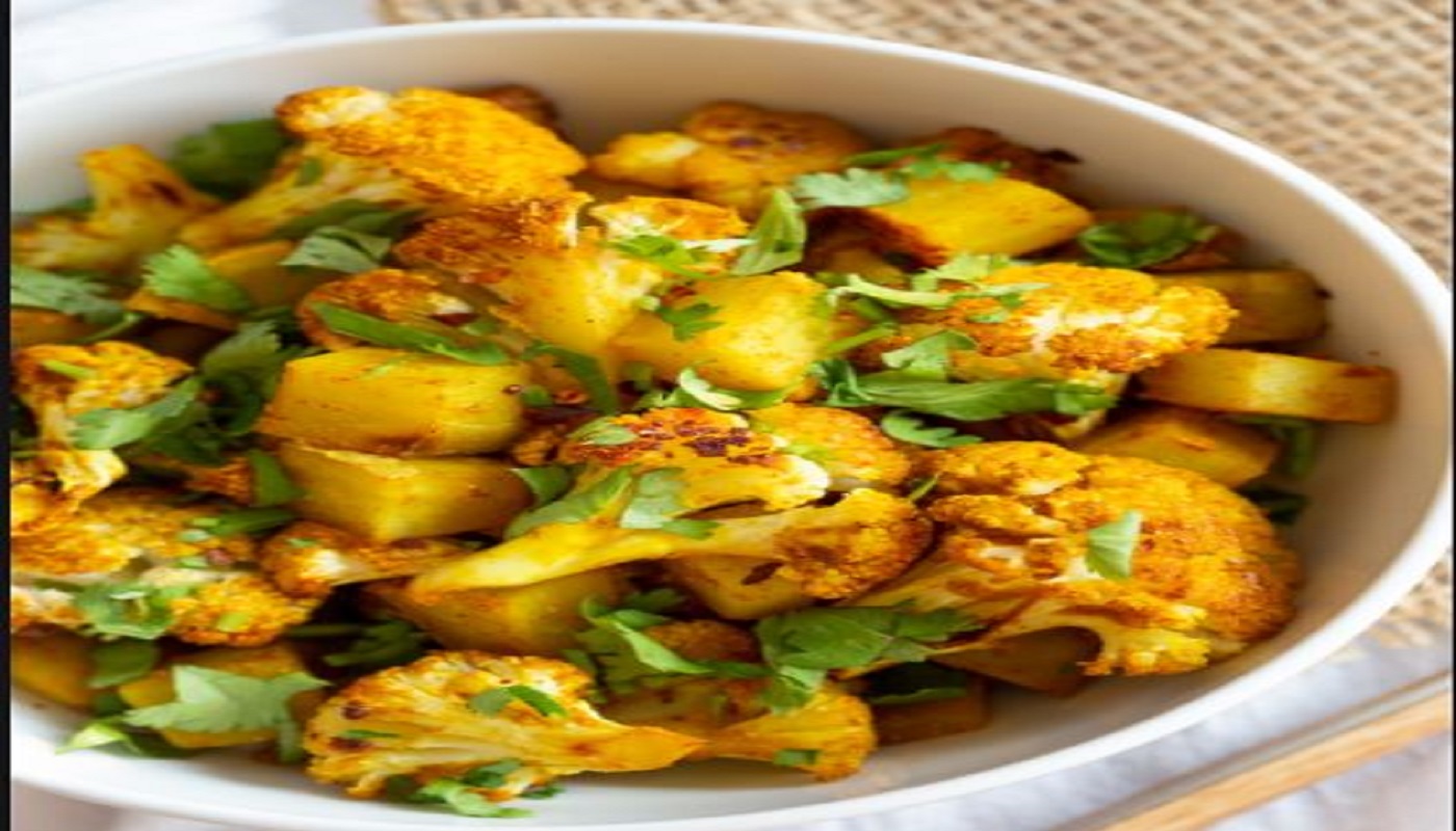 Order Aloo Gobi  food online from Aroma Indian Cuisine store, Ann Arbor on bringmethat.com