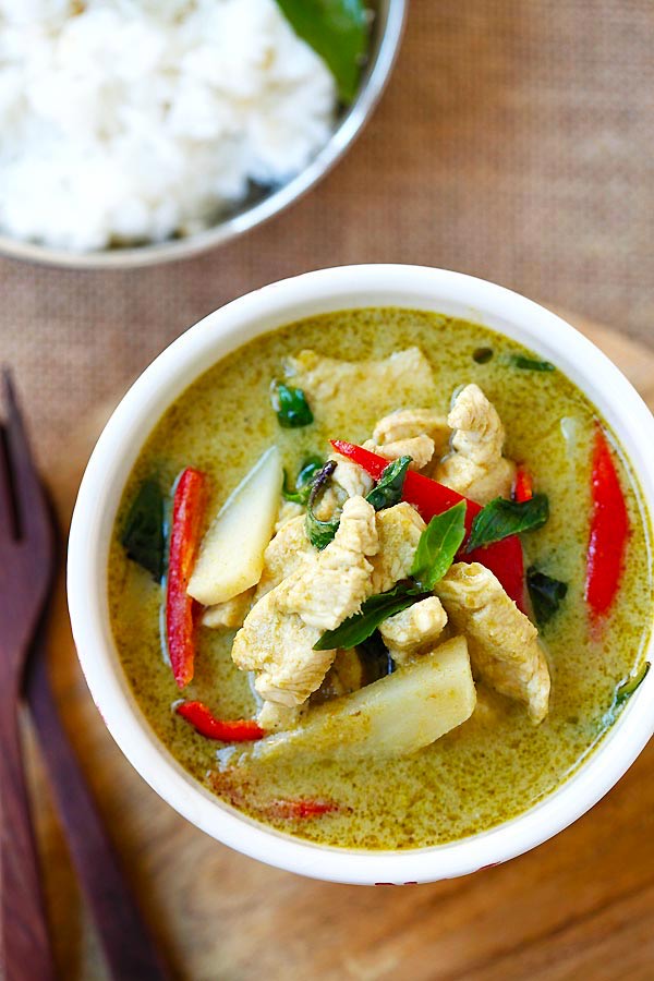 Order L Green Curry food online from Rice And Curry store, Ambler on bringmethat.com