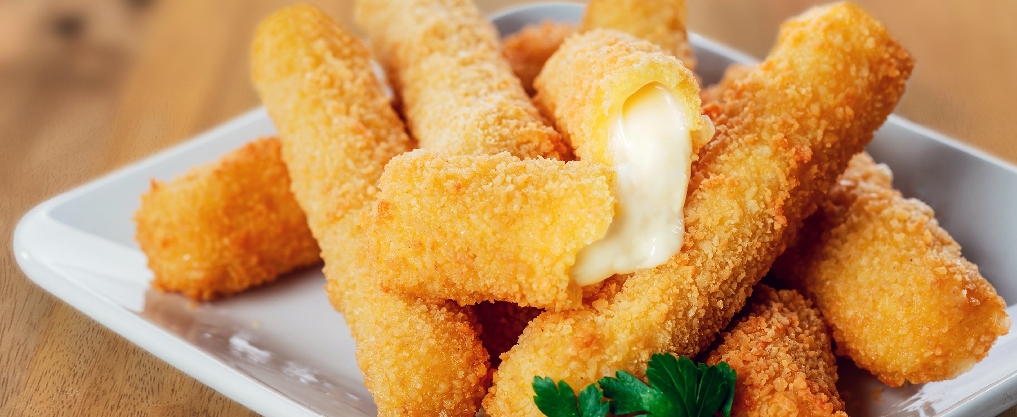 Order Fried Mozzarella Cheese Sticks - Appetizer food online from Joe's Pizza Pasta & Subs store, Justin on bringmethat.com