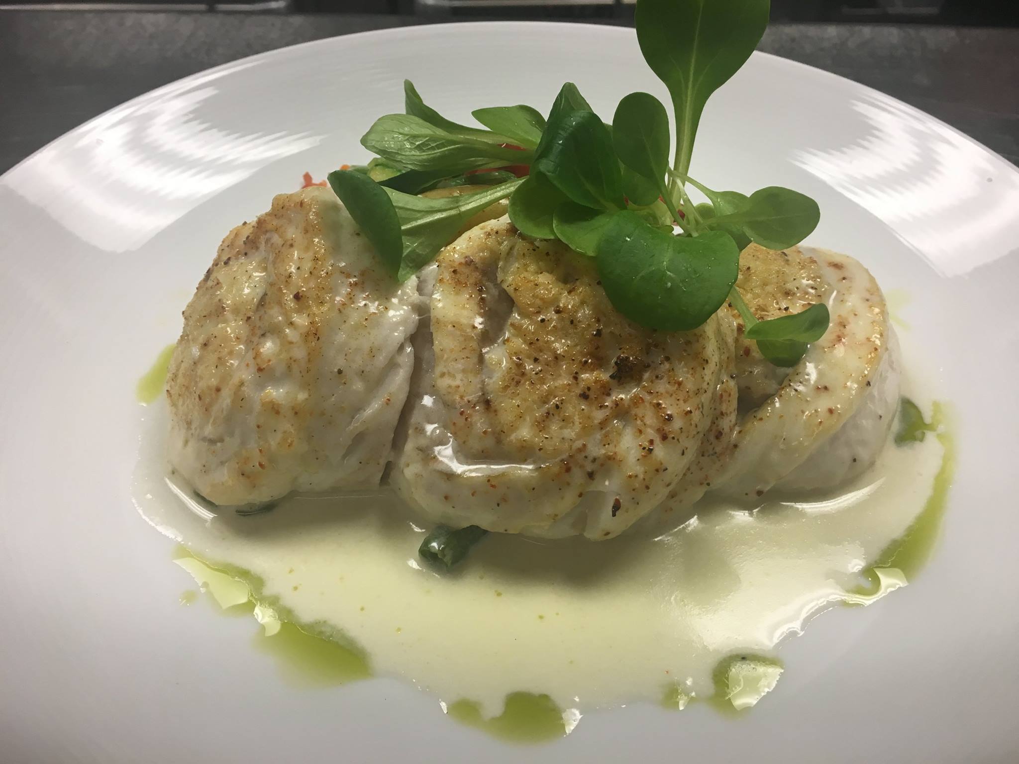 Order Jumbo Lump Crab Cake food online from Giovanni Bistro Bar & Catering store, Berkeley Heights on bringmethat.com