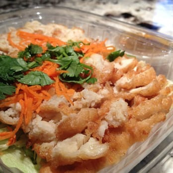Order 6. Chinese Chicken Salad food online from Shangri-La store, Los Gatos on bringmethat.com