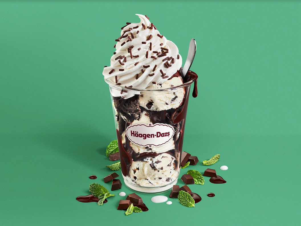 Order Mint Chip Dazzler Sundae food online from Häagen-Dazs store, King Of Prussia on bringmethat.com