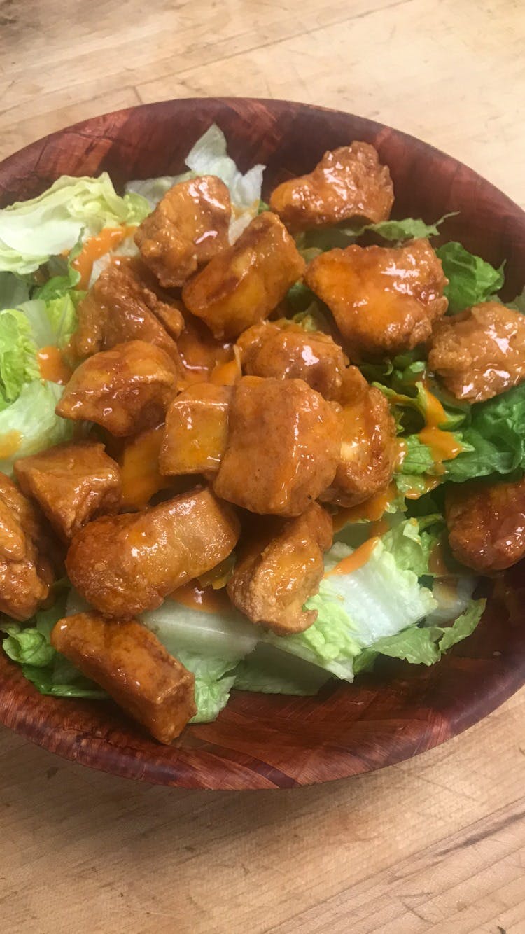 Order Buffalo Chicken Salad - Small food online from Villa Pizzeria store, Exeter on bringmethat.com