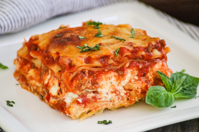 Order Lasagna food online from Pellegrini Pizza store, Las Vegas on bringmethat.com