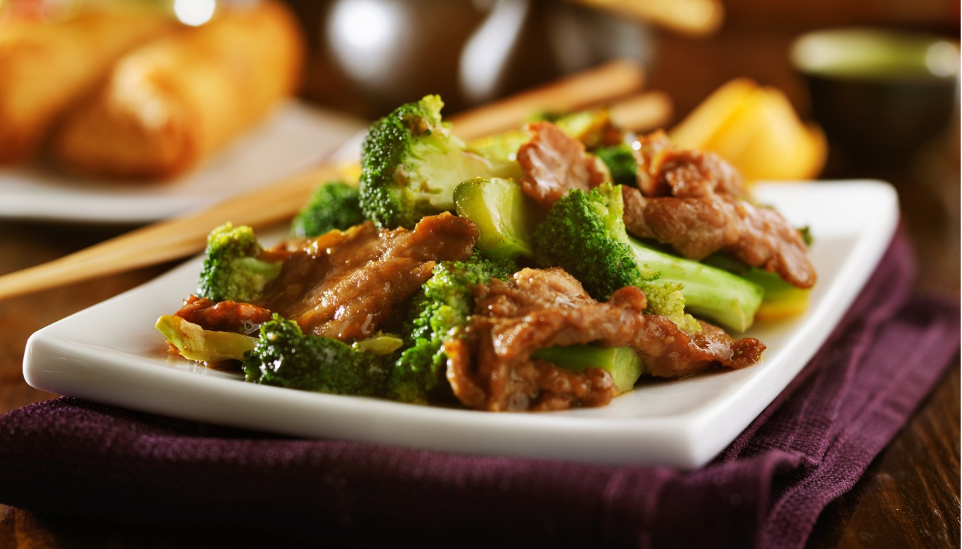 Order Beef with Broccoli Combo Platter food online from China Dragon store, Baltimore on bringmethat.com