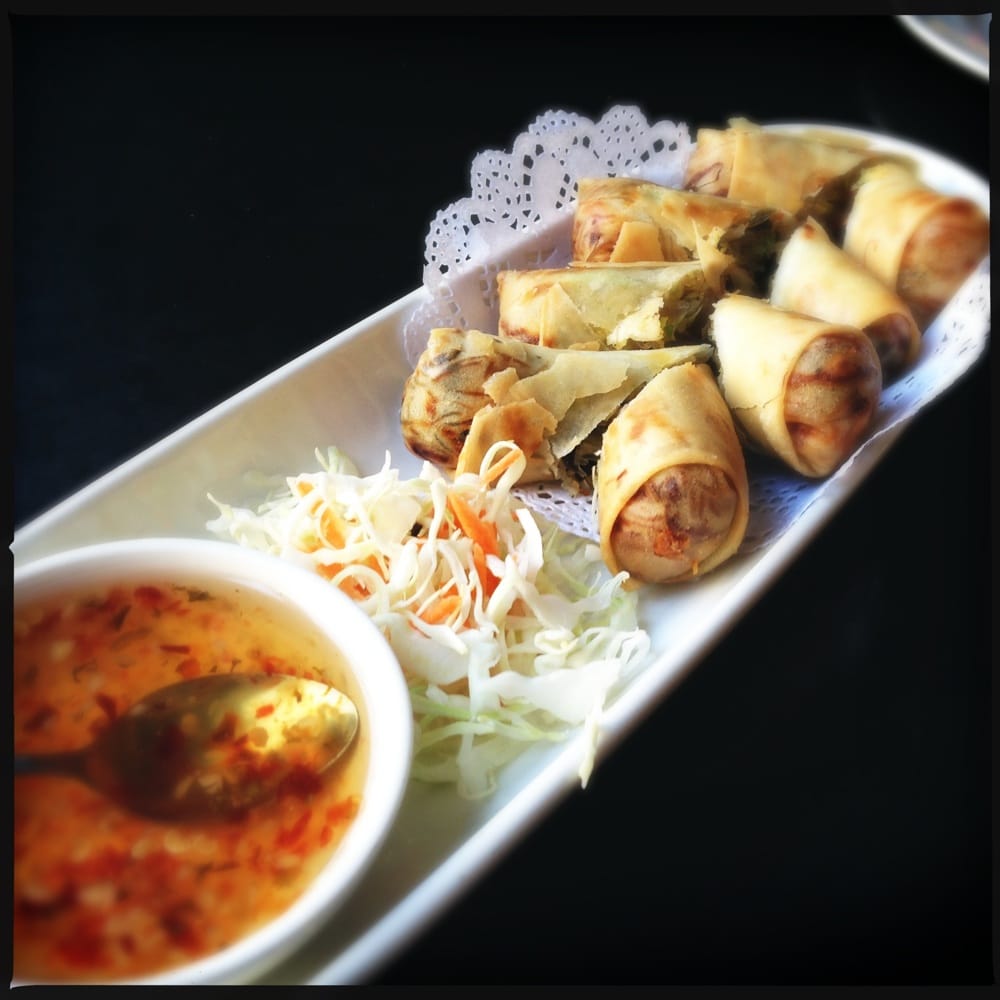 Order 4. Por-Pier Pak (Vegetarian rolls) food online from House Of Thai store, San Francisco on bringmethat.com