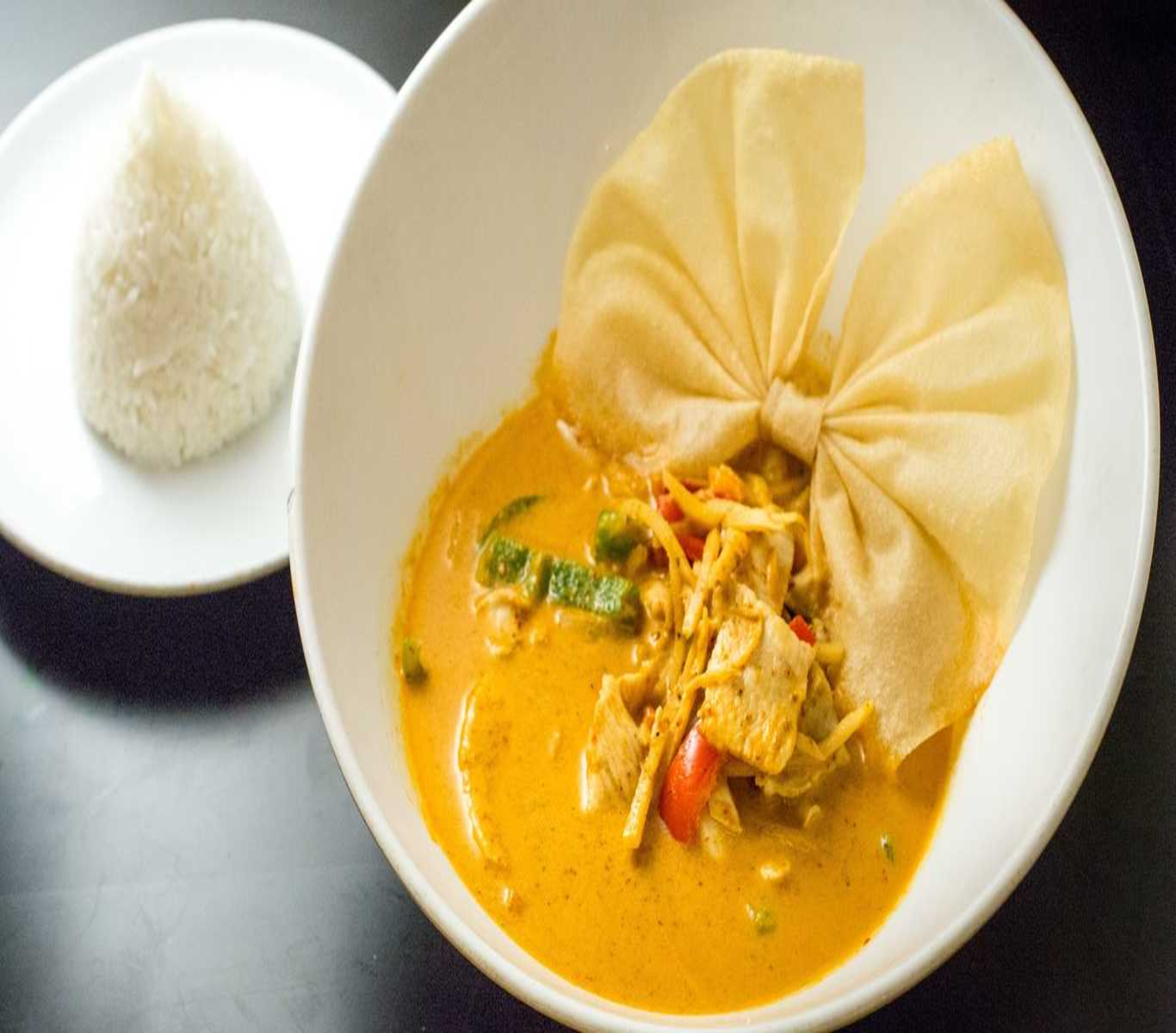 Order Red Curry Tray food online from At Nine Restaurant & Bar store, New York on bringmethat.com