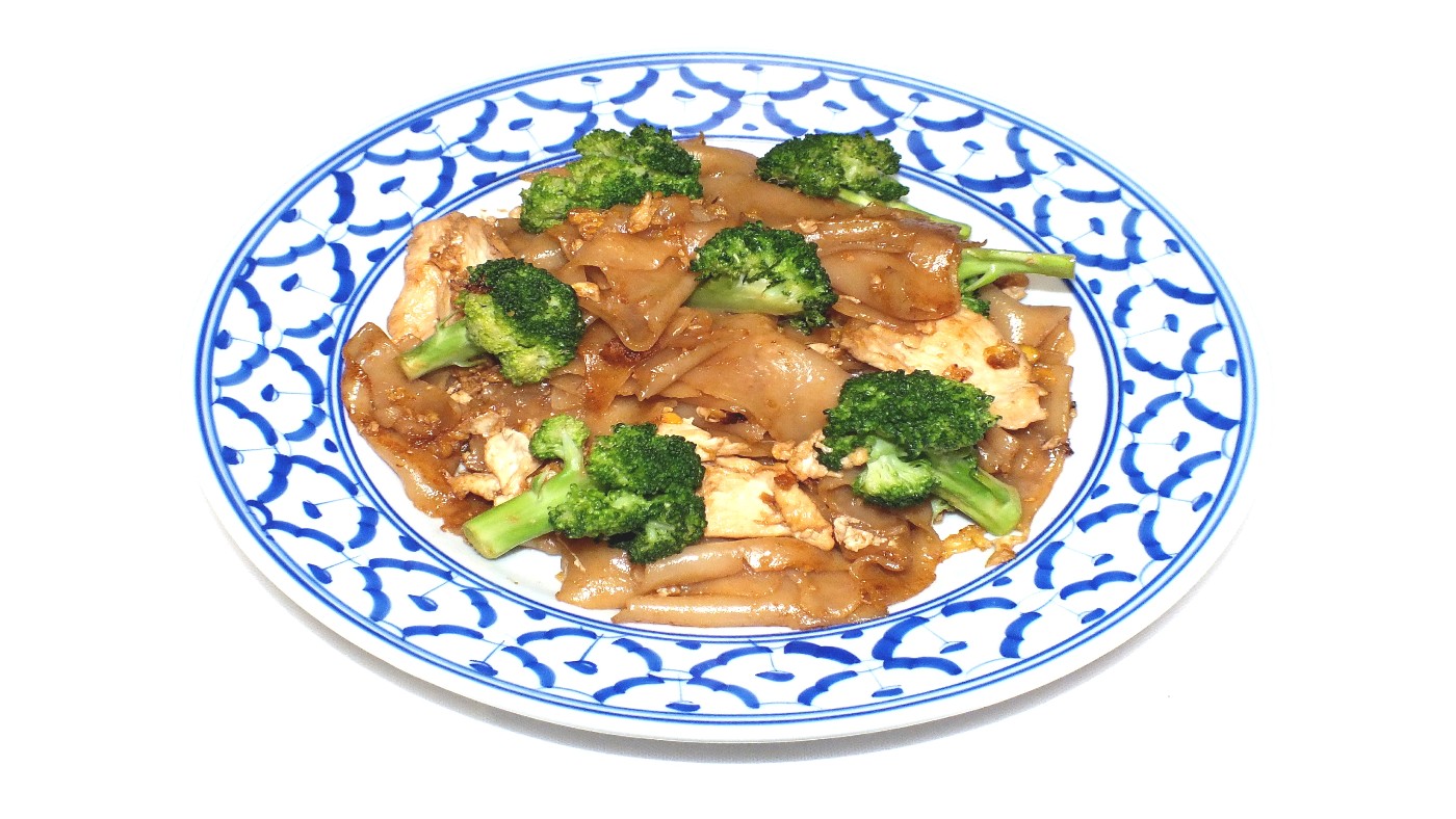 Order N2. Pad See Eaw food online from Ruang Thai Restaurant store, Plano on bringmethat.com