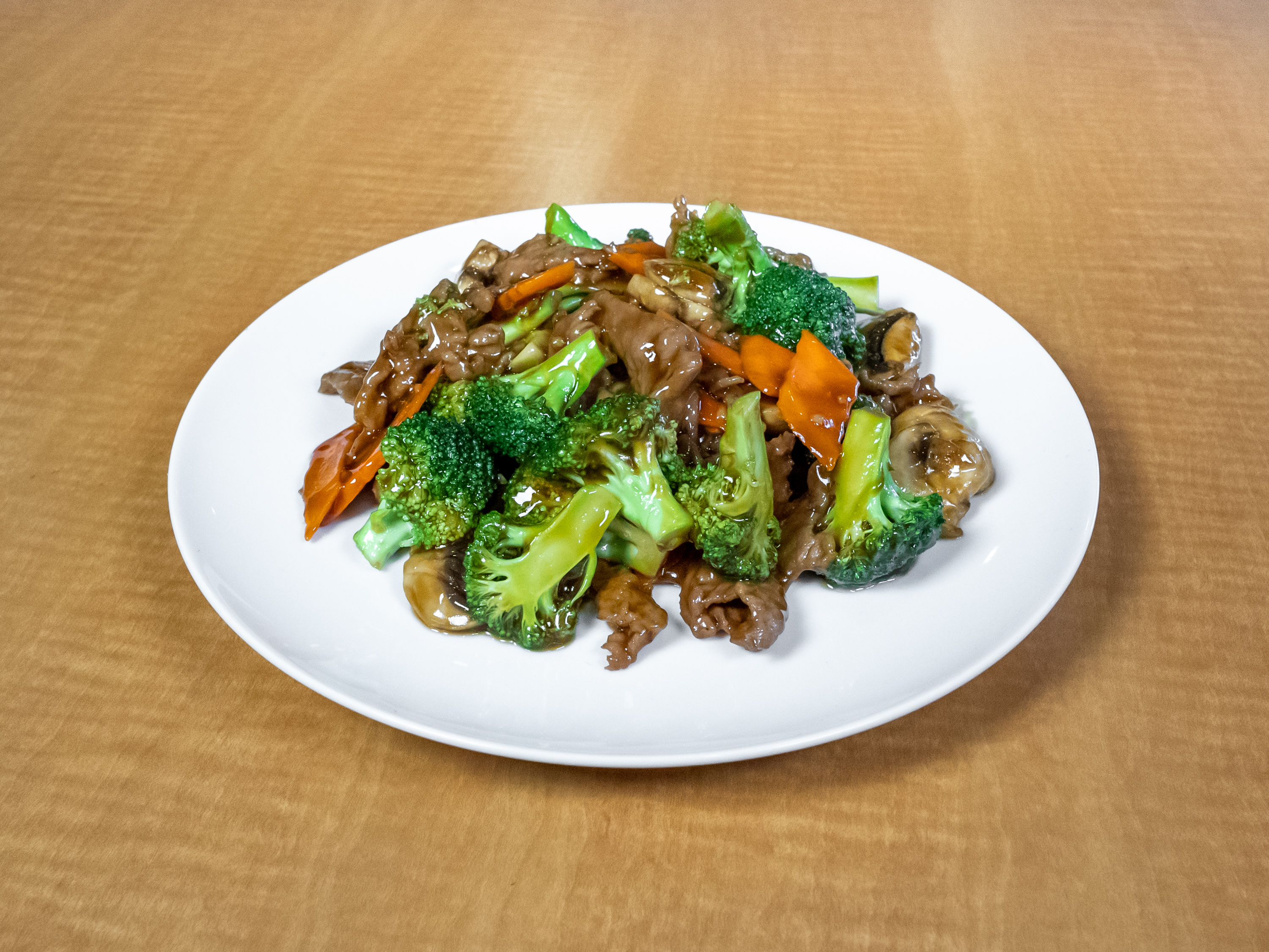 Order Beef with Broccoli food online from Szechuan Cuisine store, Glendale on bringmethat.com
