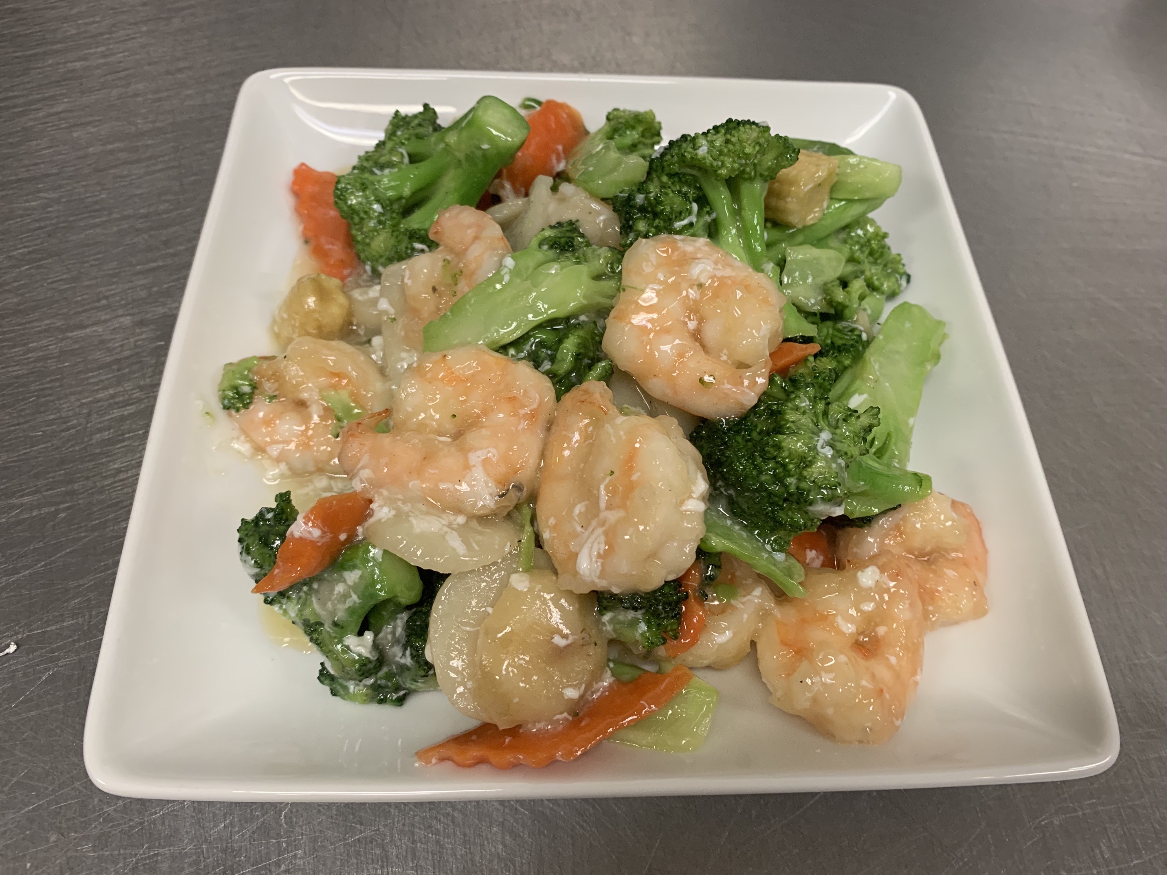 Order S14. Lake Tung-Ting Shrimp food online from China Wok store, Owings Mills on bringmethat.com