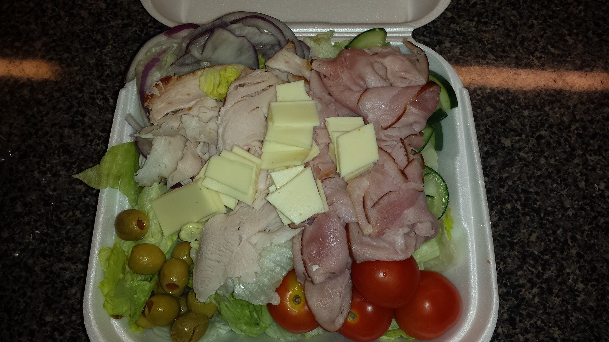 Order Chef Salad - Salad food online from Greek Town Pizza & Restaurant store, Lebanon on bringmethat.com