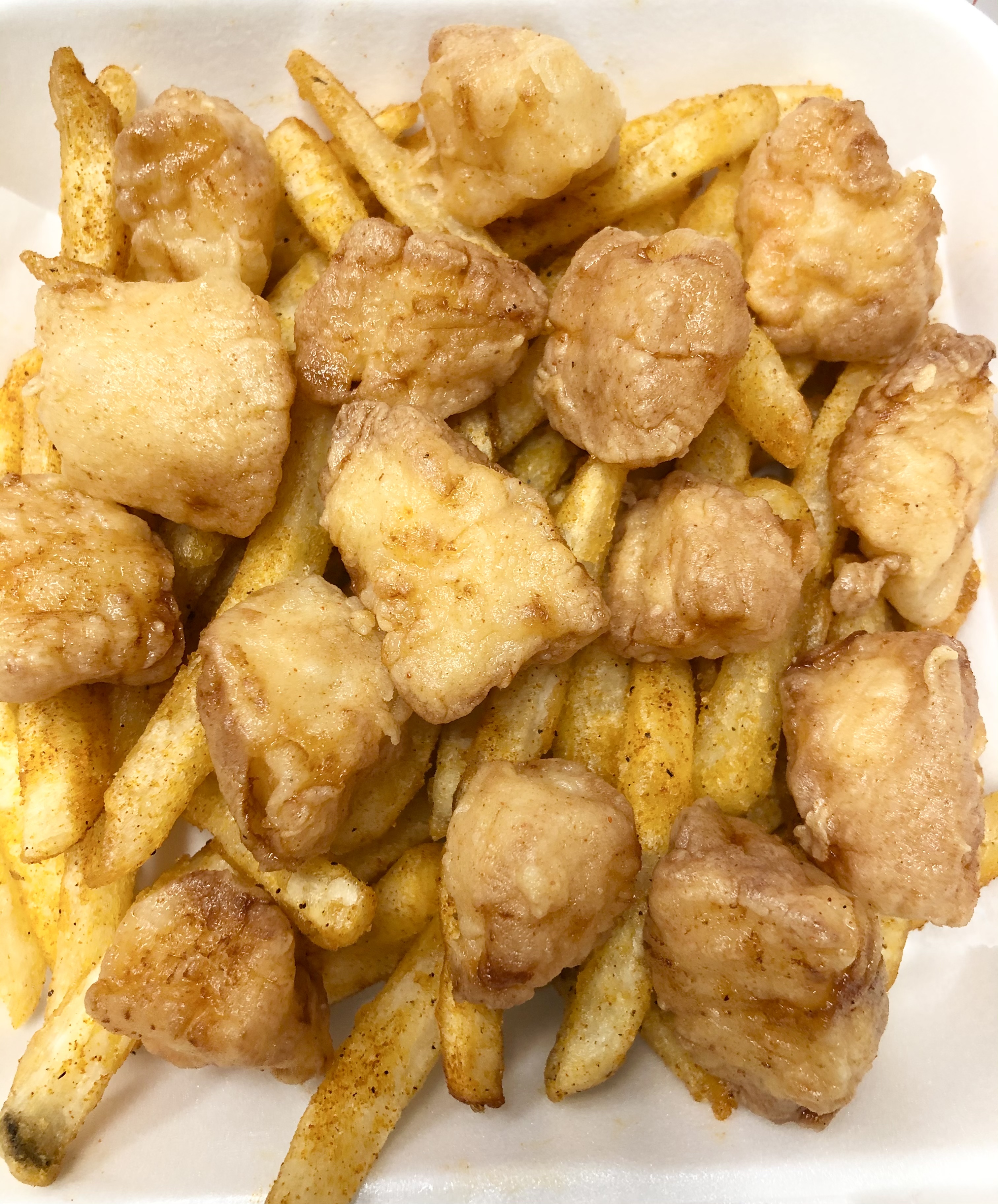 Order Fried Scallops  food online from Boiling Catch store, Brockton on bringmethat.com