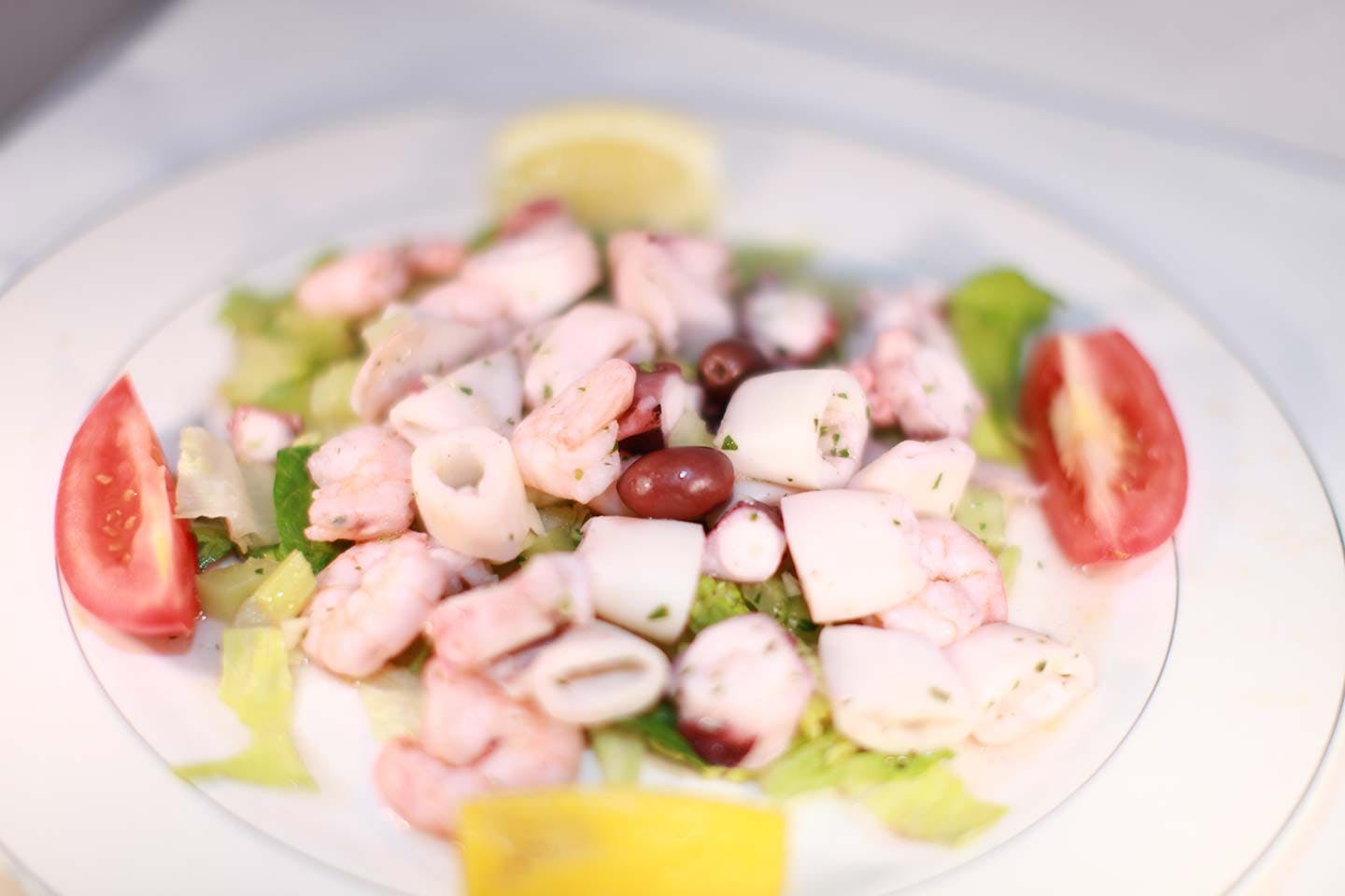 Order Seafood Salad - Salad food online from Delizia 92 restaurant & pizza store, New York on bringmethat.com